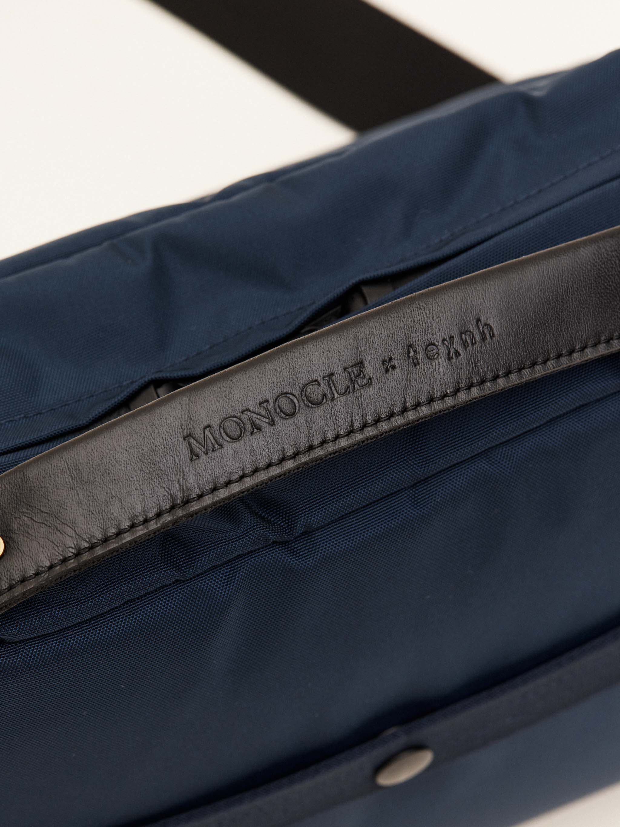 Shoulder bag - navy - Shop - Monocle